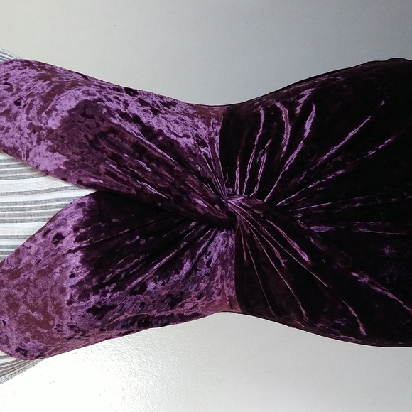 Zara Wine Velvet Mini Dress Spaghetti Halter Straps Wrap Twisted Upper Sz Xsmall - Picture 6 of 16
